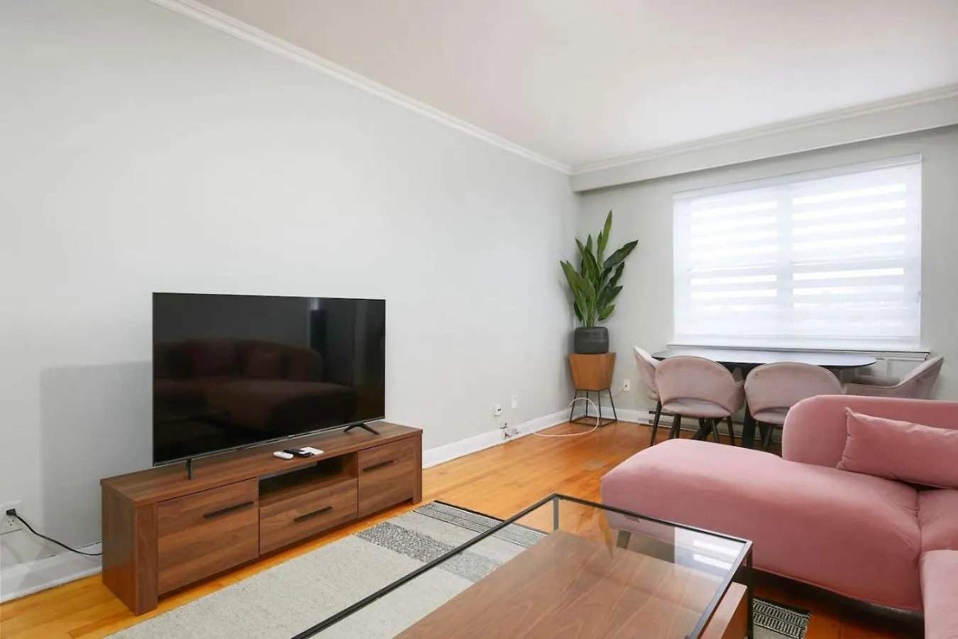 Beautiful 2Br On Walkley Apartment Montreal 0*,